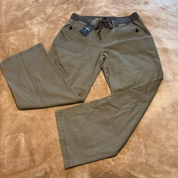 Solid Seam Detail Drawstring Mid Rise Straight Leg Pants - Picture 1 of 8